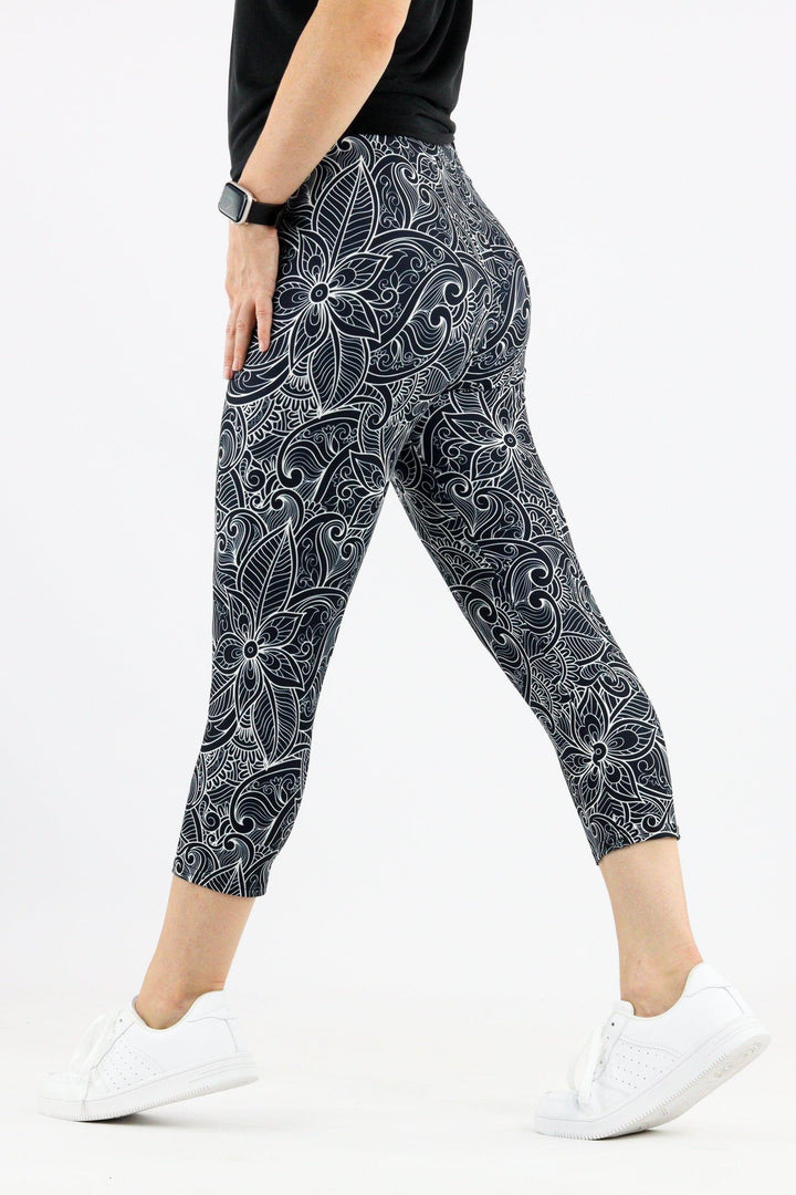 Monochrome Paisley - Casual - Capri Leggings Casual Capri Leggings Pawlie   