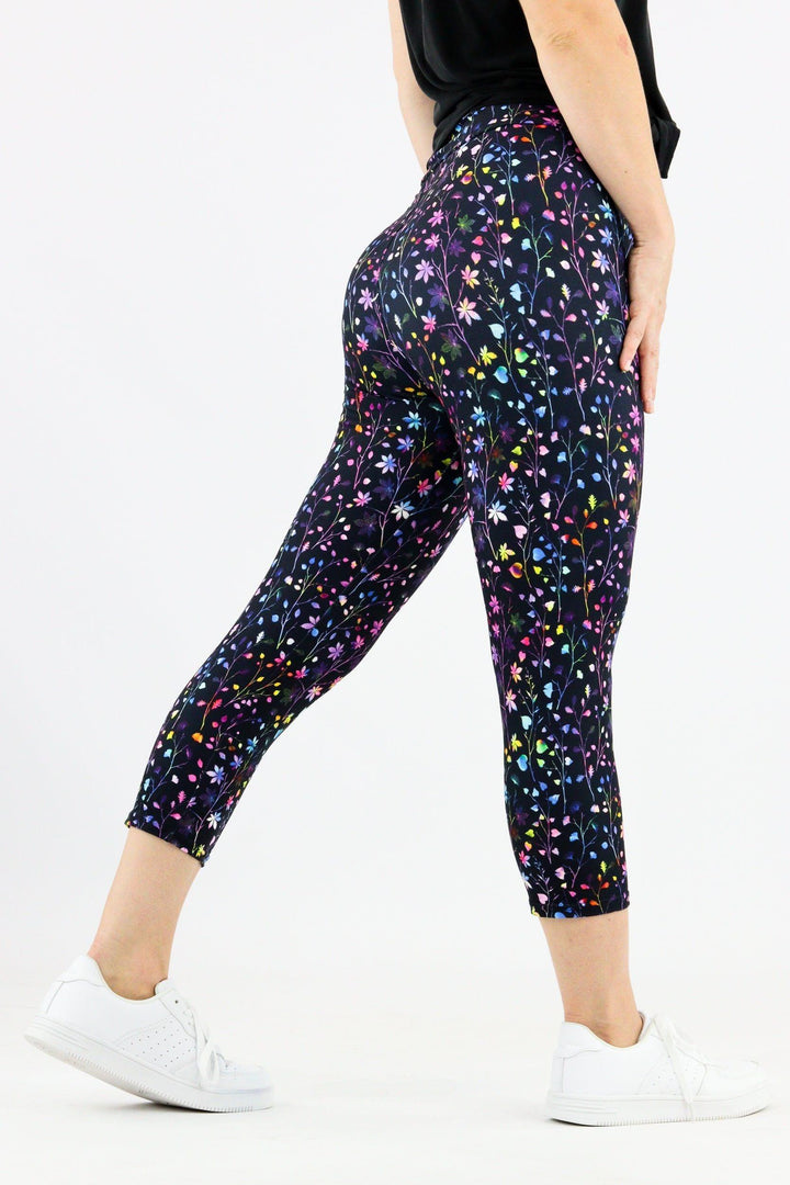 Little Leaves - Casual Capri Leggings Casual Capri Leggings Pawlie   