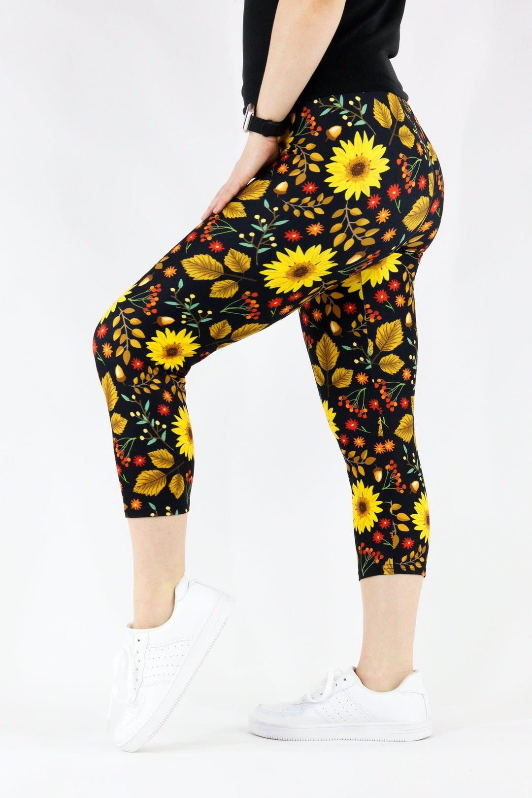 Autumn Sunflower - Casual Capri Leggings Casual Capri Leggings Pawlie   