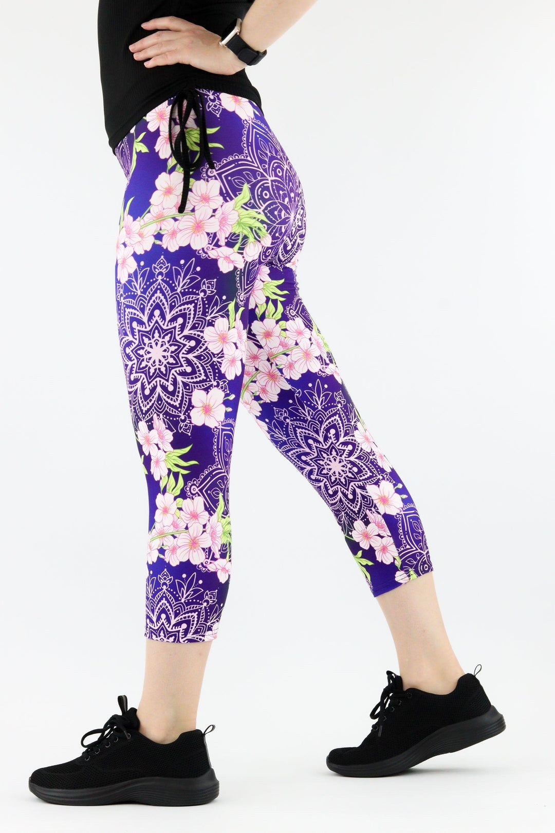Mandala Bloom - Casual Capri Leggings Casual Capri Leggings Pawlie   